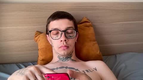 simon online show from February 22, 2:26 am