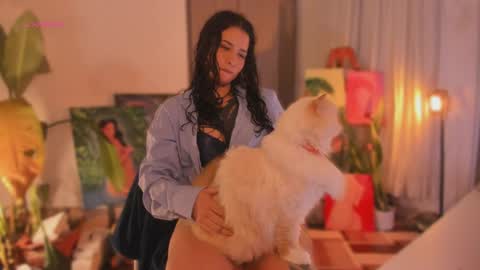 Mariana  online show from May 4, 3:40 pm