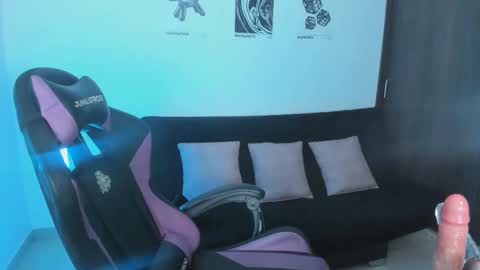      help me to get 100 thumps up  online show from March 7, 6:13 am