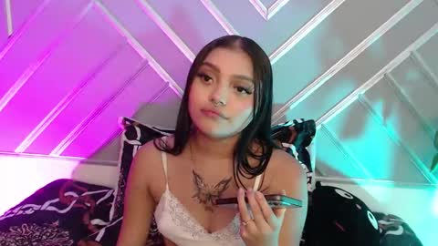 analymilles online show from May 14, 10:08 pm
