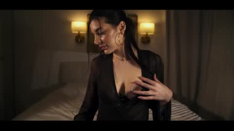 Ana online show from April 15, 8:42 pm