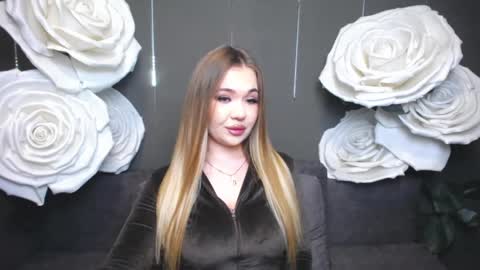 anastacyyellig online show from May 30, 9:24 pm