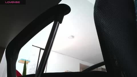   online show from September 17, 2:09 pm