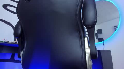 Andrs   -                   online show from September 13, 2:25 am