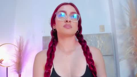 Andra Cyrus online show from September 15, 2:18 pm