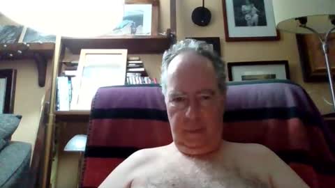 andre6045 online show from March 29, 1:18 am