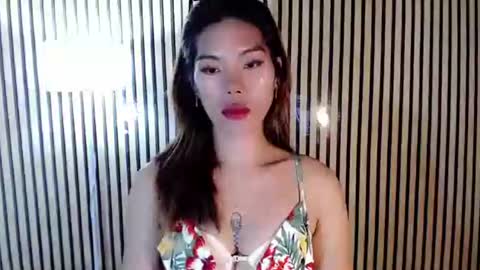 andrea06121998 online show from September 18, 2:10 pm