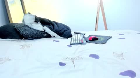 Andrea Cherry online show from March 5, 3:21 pm