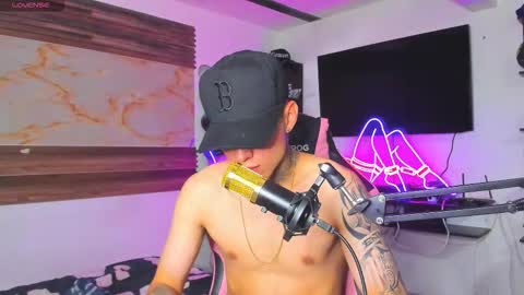 andrees_s online show from September 18, 2:15 am