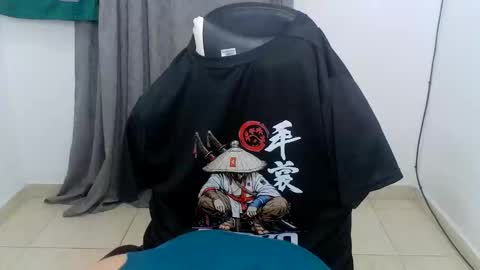 andres180950734 online show from May 29, 11:14 pm