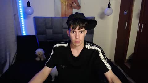 andrew_angels online show from October 21, 5:01 am