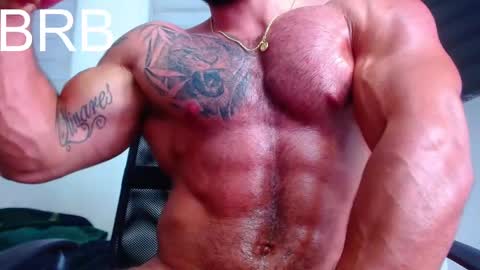 andrew_holden__ online show from February 13, 2:12 am