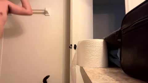 andrewloves6969 online show from October 14, 3:42 am