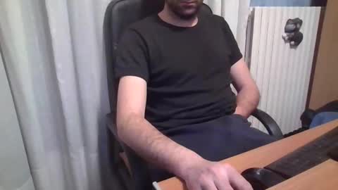 andrewpc192 online show from March 4, 11:35 pm