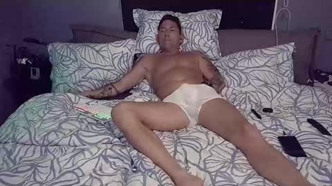 Snapshot of andrjoer chatting on September 13, 12:18 pm andrjoer online show from September 13, 12:18 pm