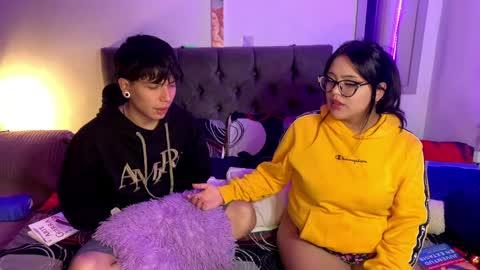 andy_emily online show from March 31, 9:43 am