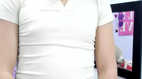 Andrea online show from March 7, 11:40 am