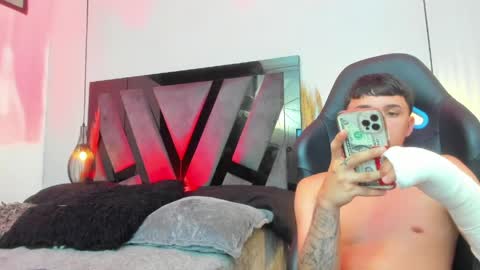 ANDY online show from May 17, 10:52 pm
