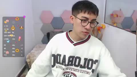 Andy online show from June 16, 8:57 pm