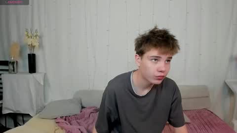 Mandy and Andy online show from November 14, 7:49 pm