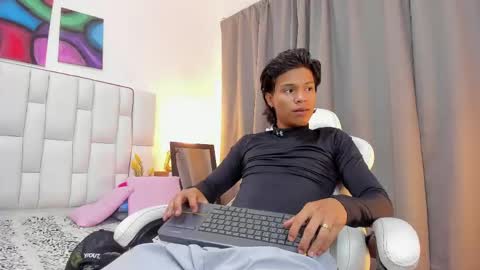 Andy Kings online show from April 28, 3:11 am