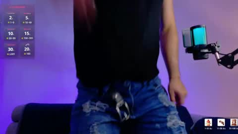 Andy online show from April 14, 8:23 pm