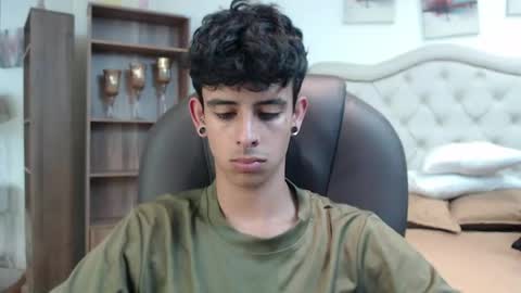 andyxibrat online show from May 9, 6:58 pm