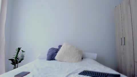 Andy  online show from June 24, 2:24 pm
