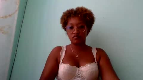 ange100348 online show from March 4, 9:39 am