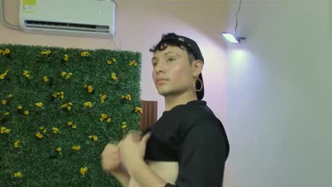 angel online show from November 7, 8:22 pm