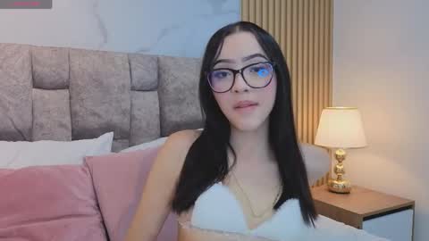 angel__kiss online show from April 24, 12:40 pm