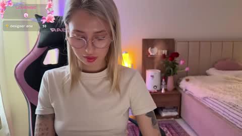 angel_ariela online show from March 9, 3:22 am