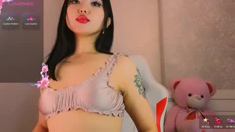 angel_asia_ online show from February 5, 1:36 pm