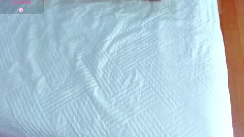  Angel  online show from October 6, 4:14 pm