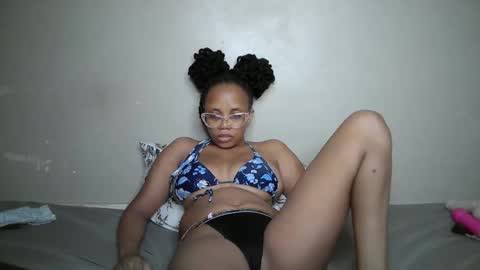 angel_cheupe online show from November 20, 6:34 am