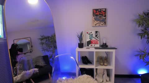 Angel Cooper online show from June 1, 12:28 pm
