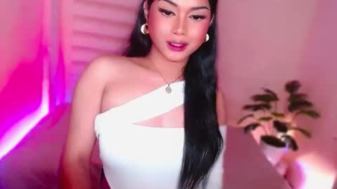 Angel online show from May 15, 10:50 pm