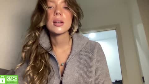 Greetings  Jess online show from September 9, 11:32 am