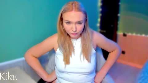 Kiku here 3 online show from November 13, 11:18 pm