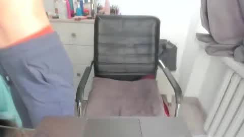 angel_lee__ online show from February 10, 4:19 am