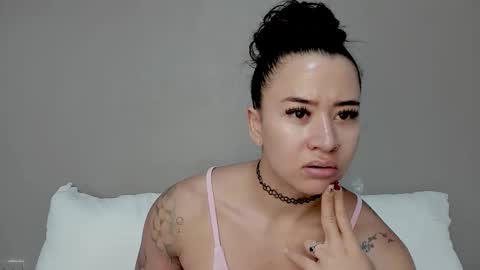 Angel online show from December 16, 4:57 pm