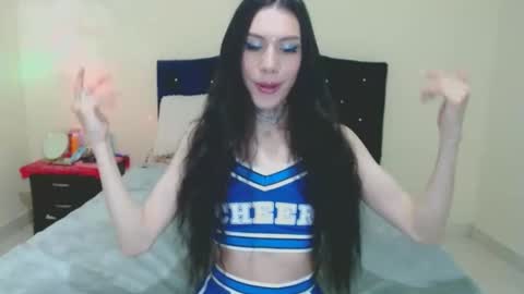 Snapshot of angel_moon69_ chatting on October 25, 7:30 am follow me instagram   amymiranda69 online show from October 25, 7:30 am
