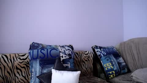 Zoe online show from March 31, 10:59 am