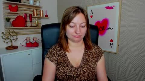 Angela online show from May 4, 5:36 am