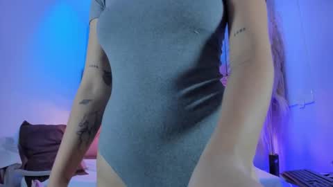 ANGELA online show from February 25, 3:20 pm