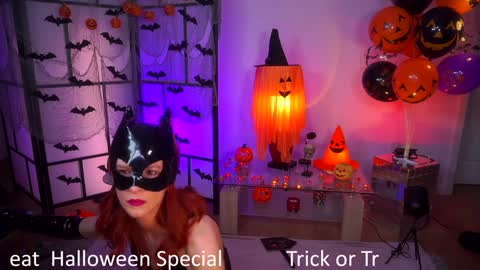 Snapshot of angelandfairieskink chatting on October 26, 4:57 am Aimi Selena Daisy online show from October 26, 4:57 am