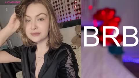 angelawallace online show from February 13, 11:17 am