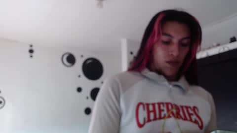 Snapshot of angele_johnson chatting on March 9, 9:57 pm angele online show from March 9, 9:57 pm