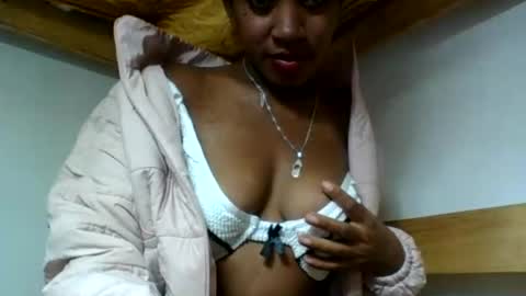 Angelettee online show from July 8, 2:42 pm
