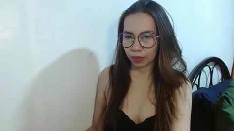 Angel online show from February 4, 6:45 pm